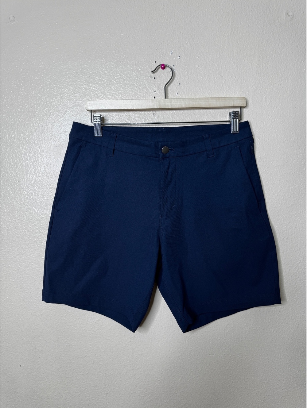 Lululemon Men’s Commission Shorts Navy Blue Golf Performance Stretch Size 31